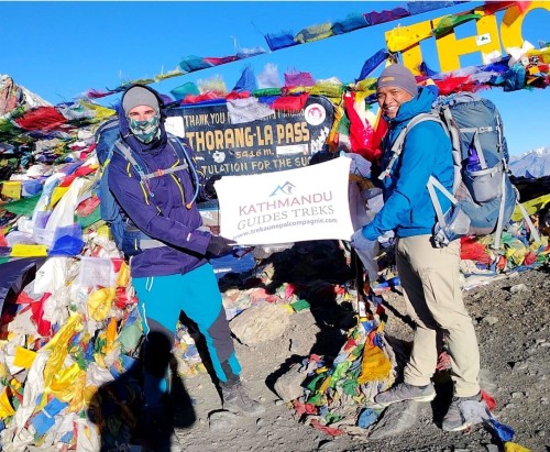Ascension du Chulu far Est (6060 m) par la vallee de Nar Phu